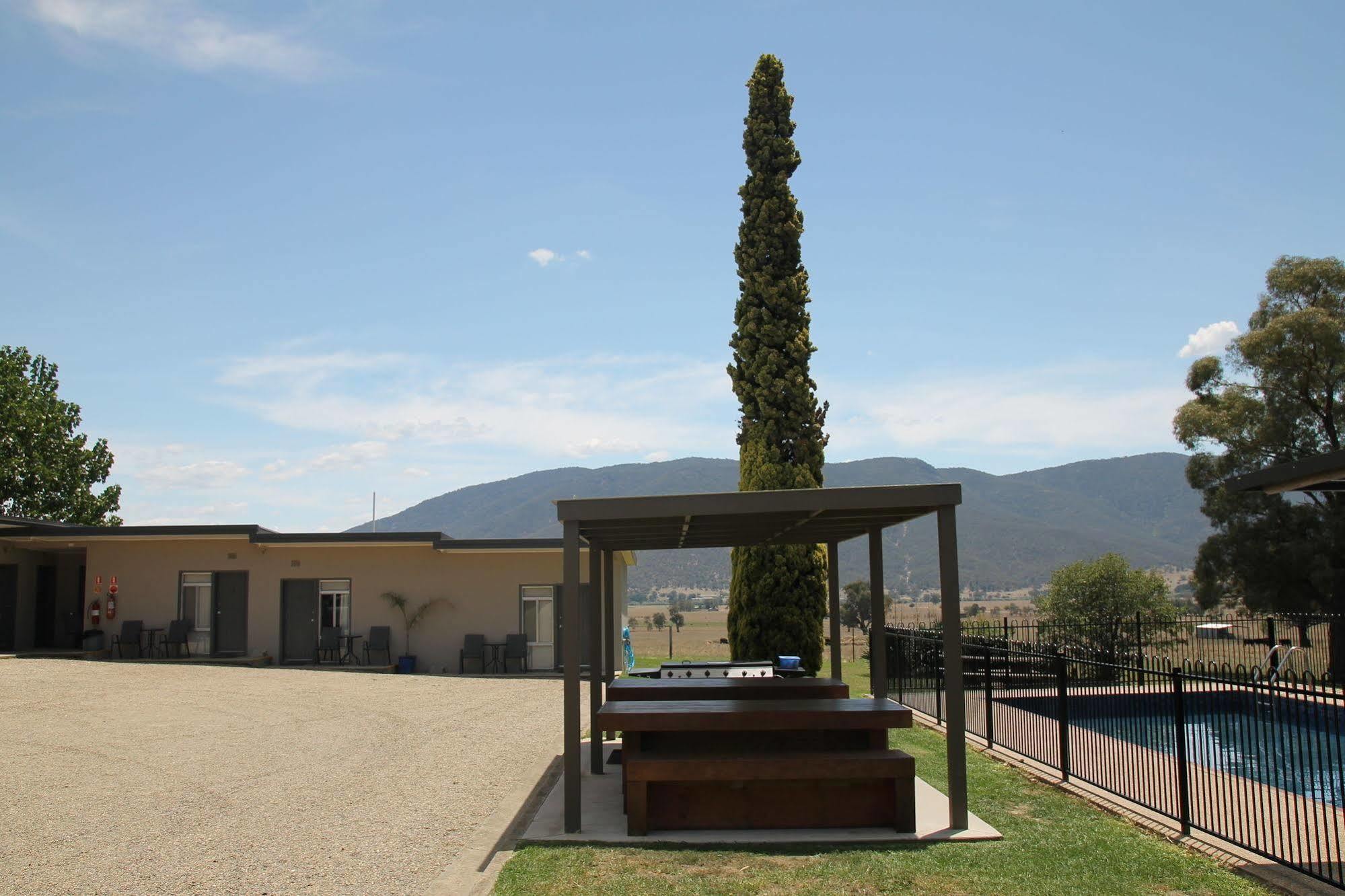 Mountain View Motel Corryong Eksteriør billede