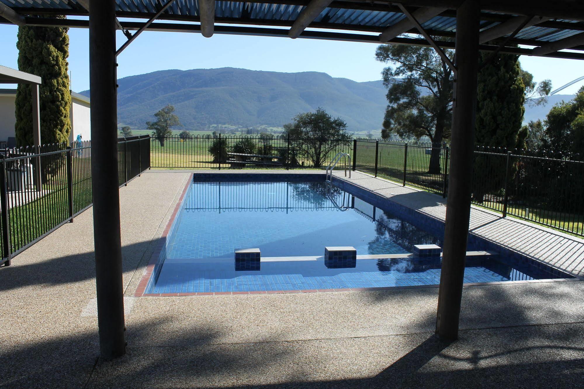 Mountain View Motel Corryong Eksteriør billede