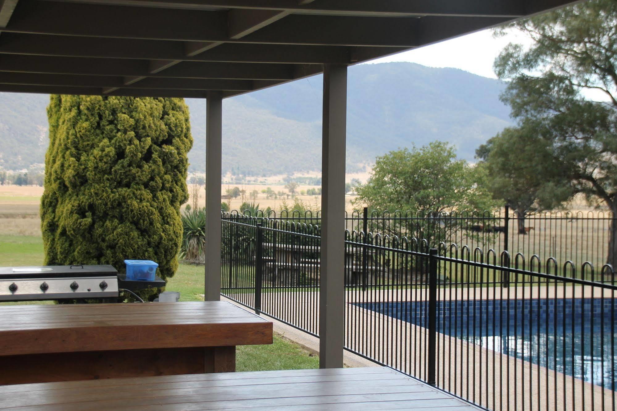 Mountain View Motel Corryong Eksteriør billede